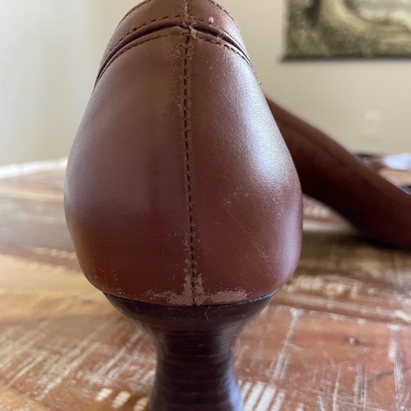 BROWN LEATHER HEELS - Picture 7 of 7